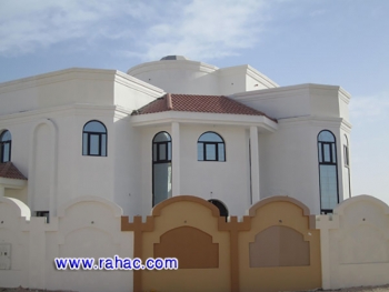 أعمال الصبغ للسور الخارجي 