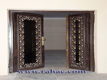 أعمال باب مدخل الفيلا الرئيسي