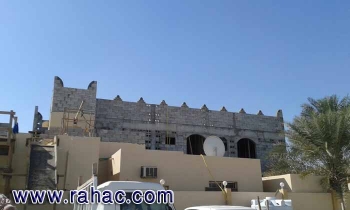 الانتهاء من أعمال الطابوق والخرسانة