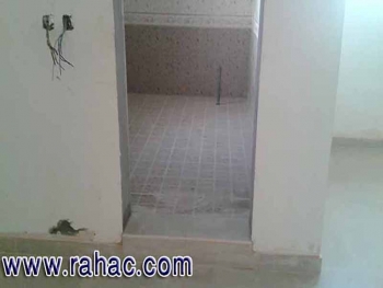 بلاط الارضيات لدورات المياه 